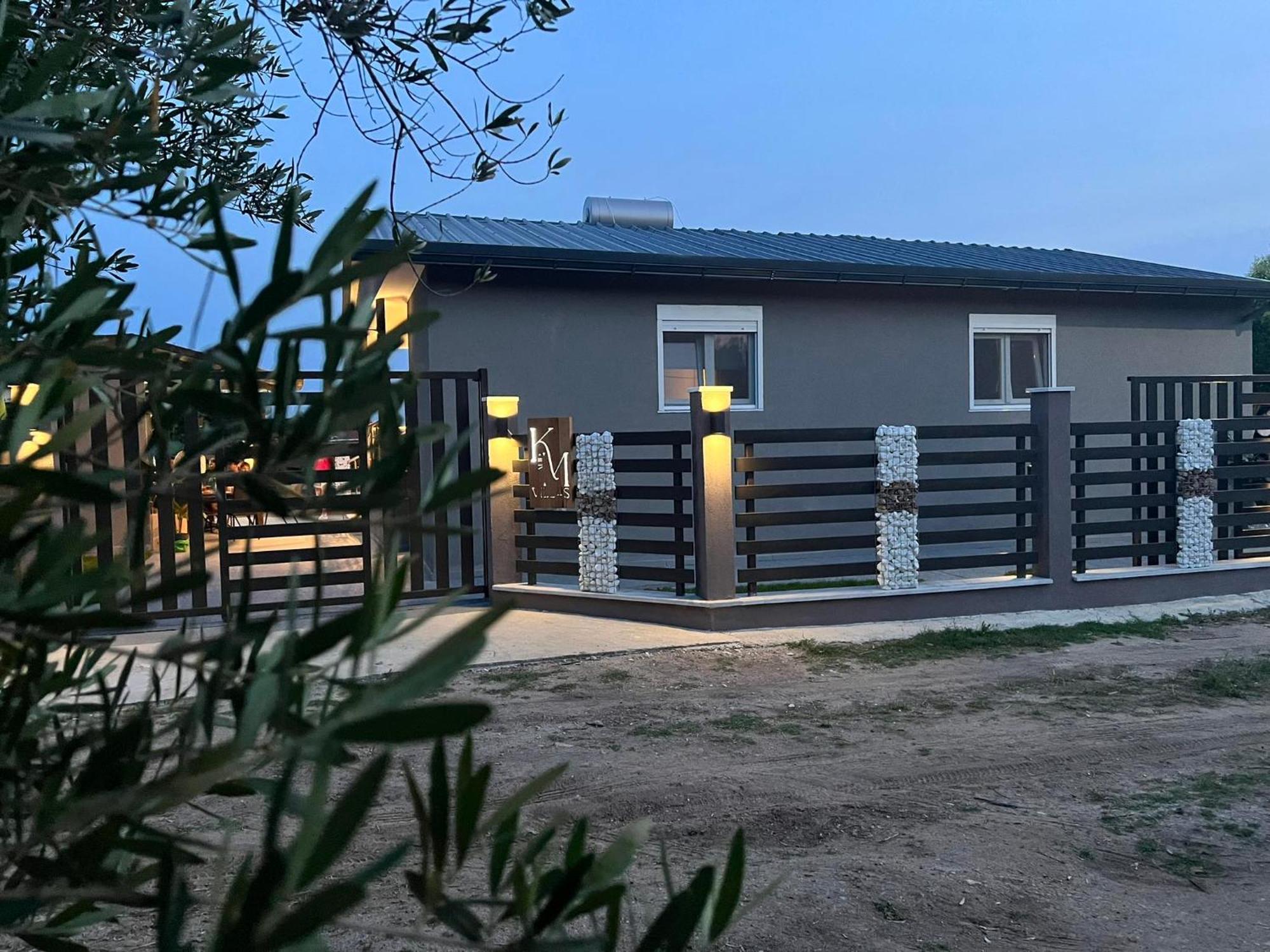 K&M Villas Nea Kallikrateia 外观 照片